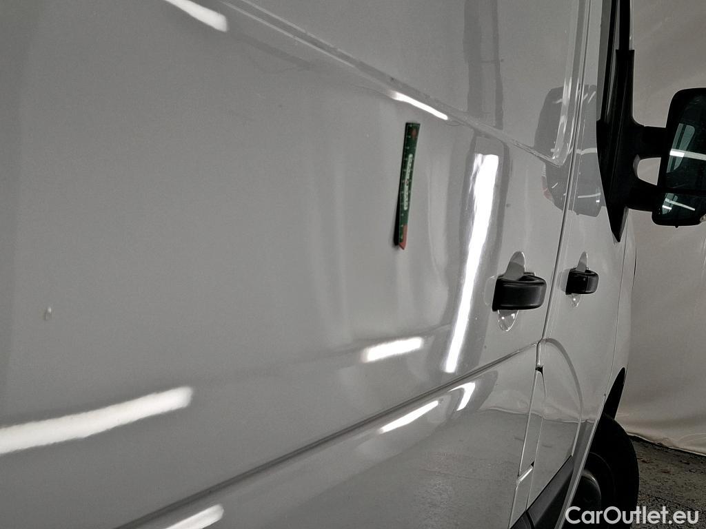  Renault  Master  Fourgon L2H2 3 5 Grand Confort dCi 135CV BVM6 E6dT #13