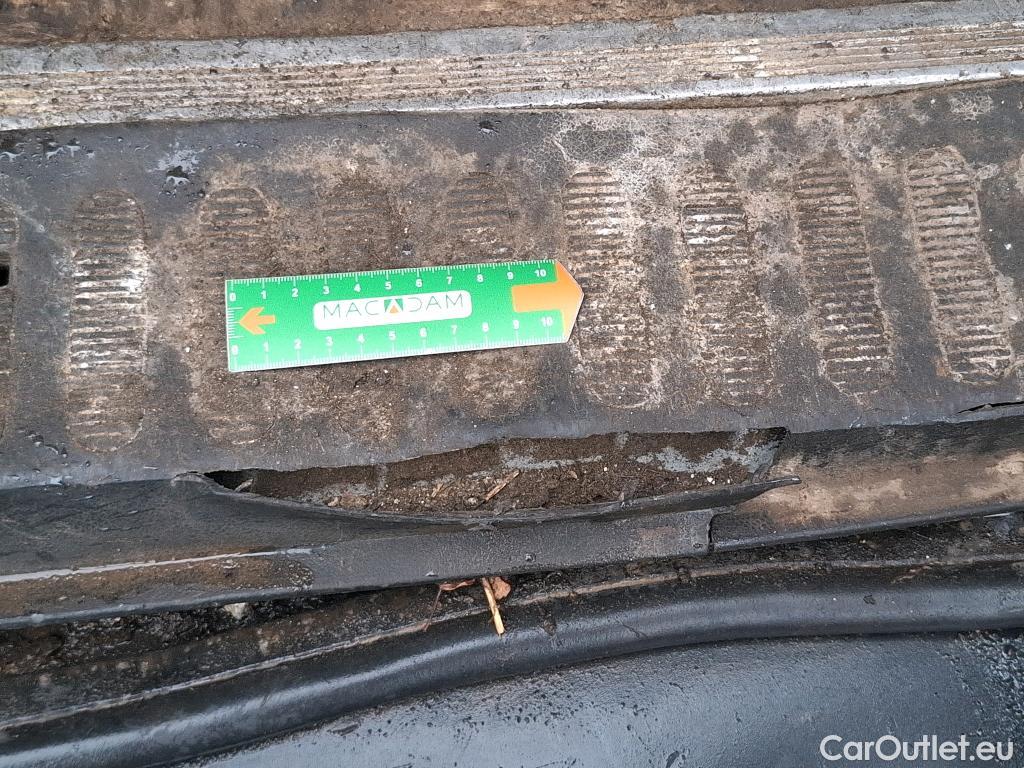  Renault  Master  III Fourgon L2H2 3 5 Grand Confort dCi 130CV BVM6 E6 #74