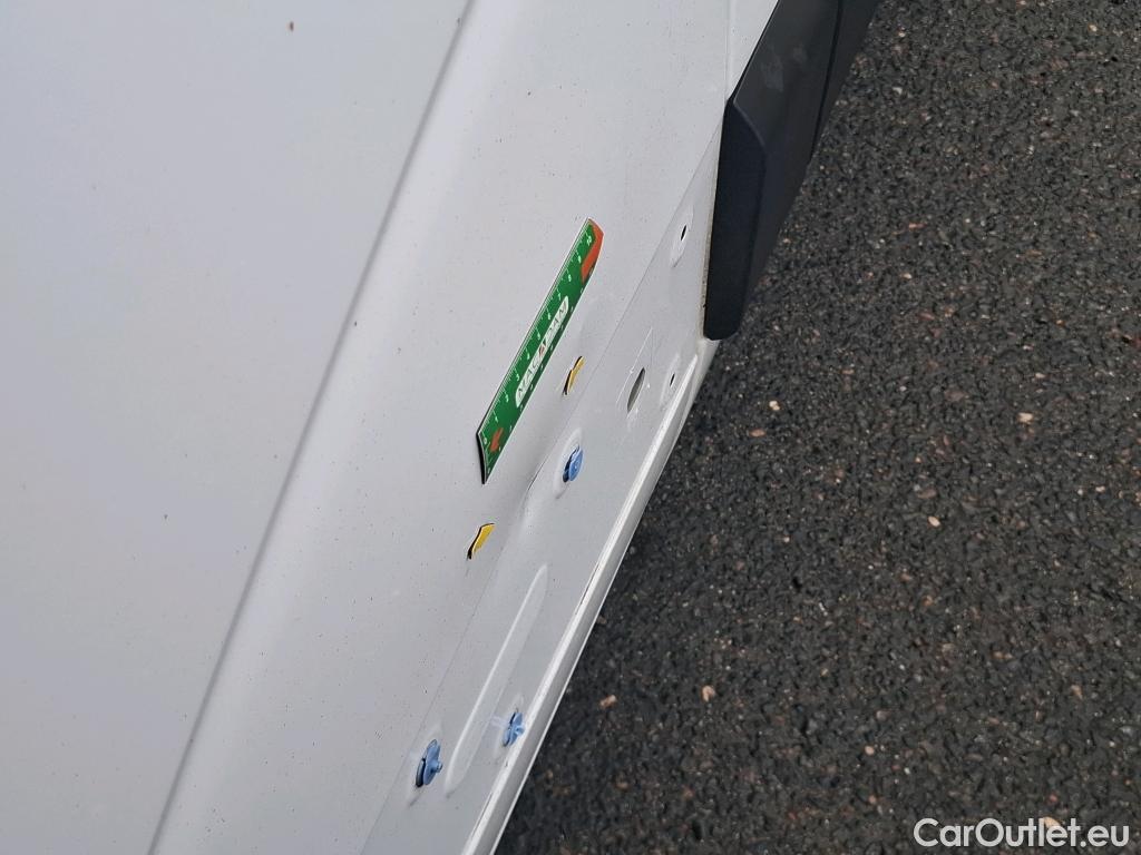  Renault  Master  III Fourgon L2H2 3 5 Grand Confort dCi 130CV BVM6 E6 #67