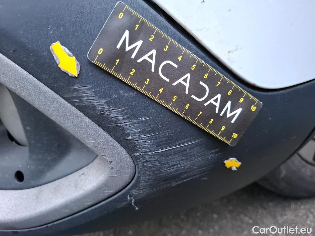  Citroen  C4  Berline Shine 1.5 BlueHDI 110CV BVM6 E6d #13