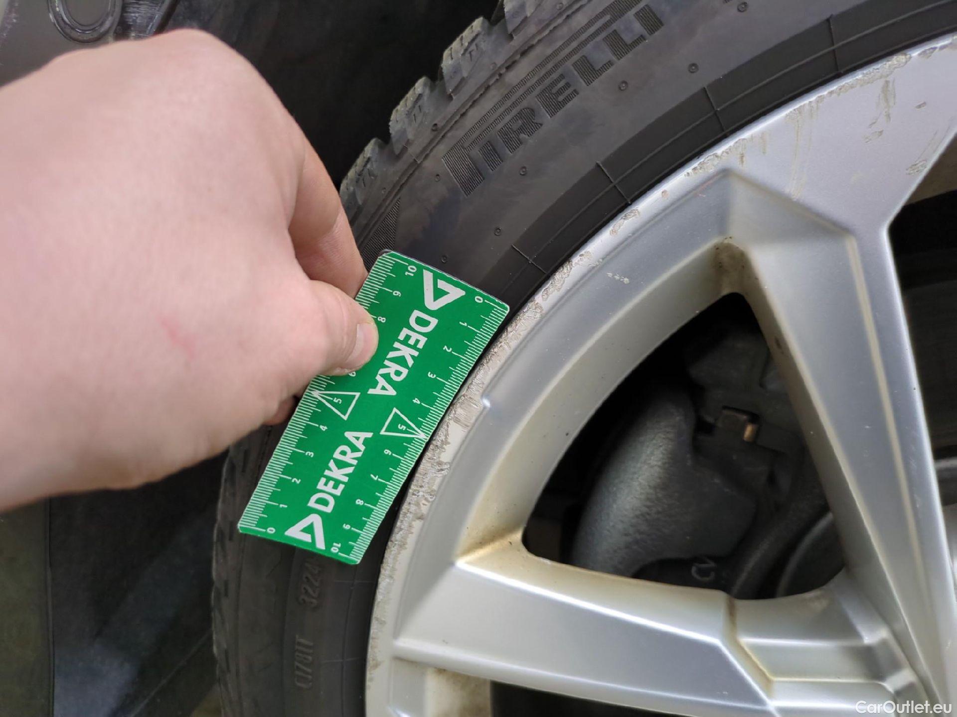  Audi  A3 AUDI  Berline / 2020 / 4P / Berline 35 TFSI 150 MHEV S Tronic Business Line #12