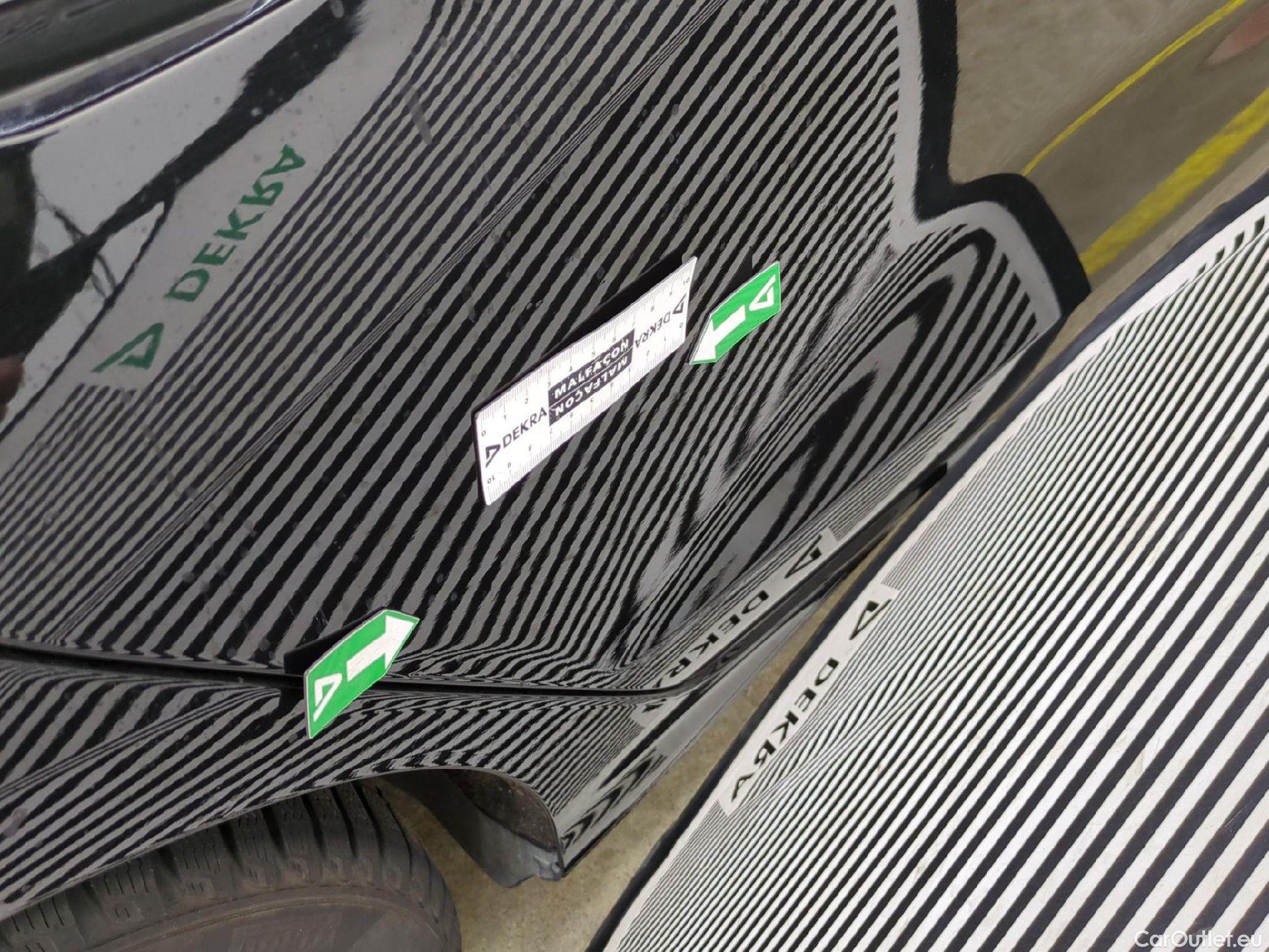  Audi  A3 AUDI  Berline / 2020 / 4P / Berline 35 TFSI 150 MHEV S Tronic Business Line #35