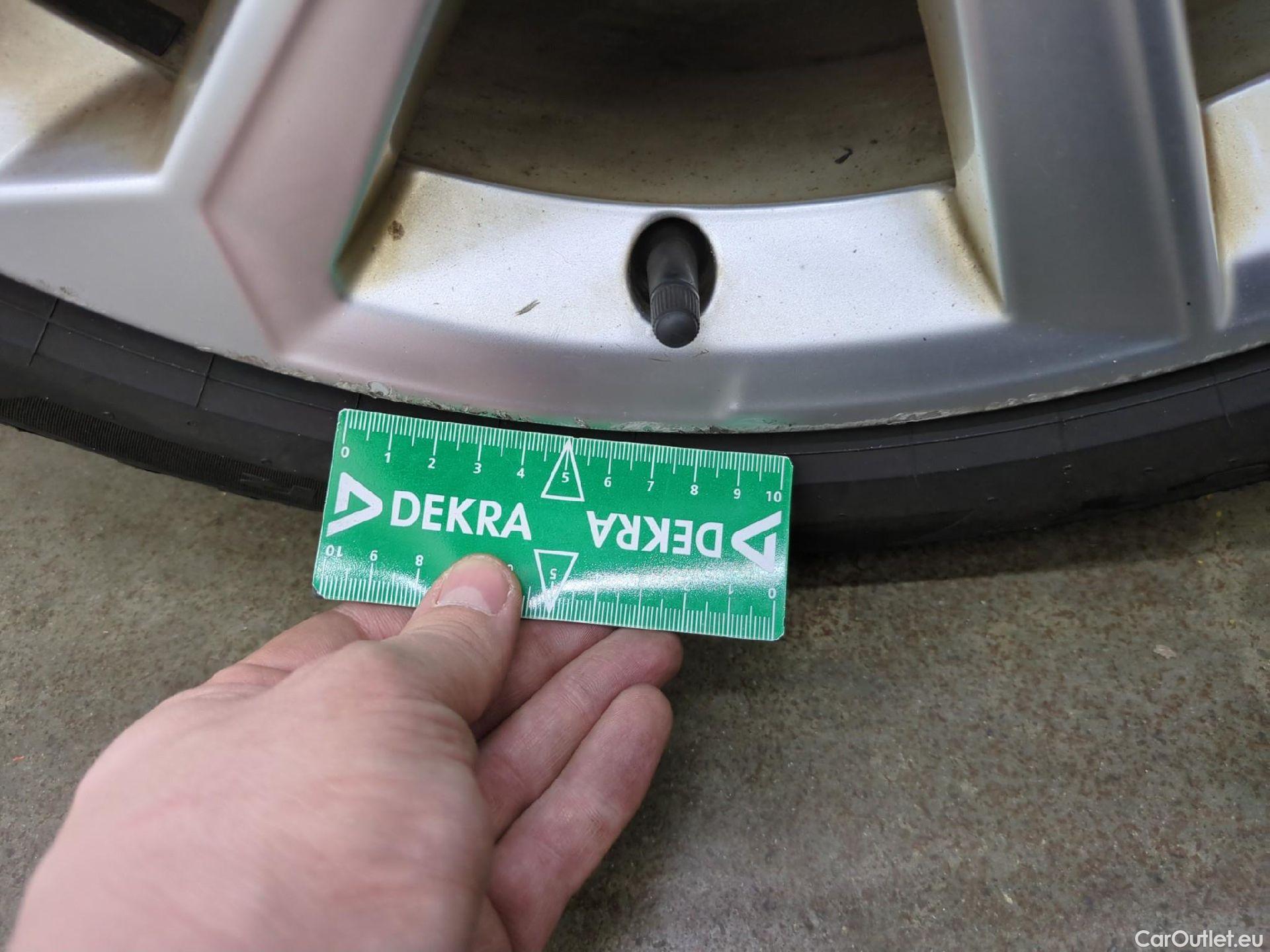  Audi  A3 AUDI  Berline / 2020 / 4P / Berline 35 TFSI 150 MHEV S Tronic Business Line #28