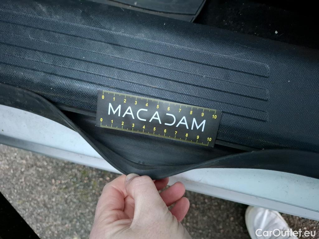  Citroen  C4  Berline Shine 1.5 BlueHDI 110CV BVM6 E6d #2