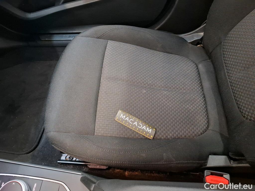  Bmw  Serie 1 BMW Série 1 / 2019 / 5P / Berline 116d DKG7 Business Design #41