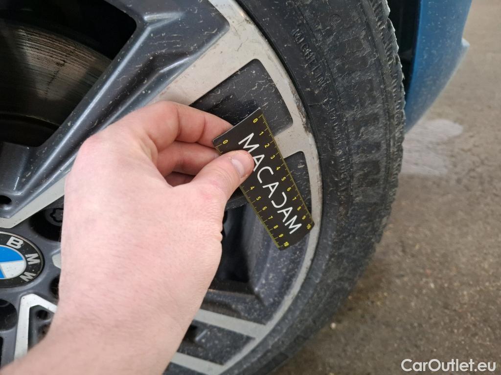  Bmw  Serie 1 BMW Série 1 / 2019 / 5P / Berline 116d DKG7 Business Design #29