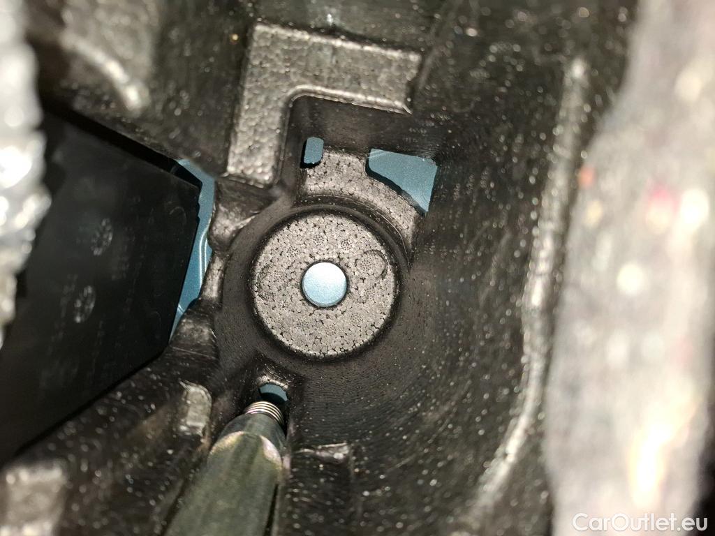  Bmw  Serie 1 BMW Série 1 / 2019 / 5P / Berline 116d DKG7 Business Design #37