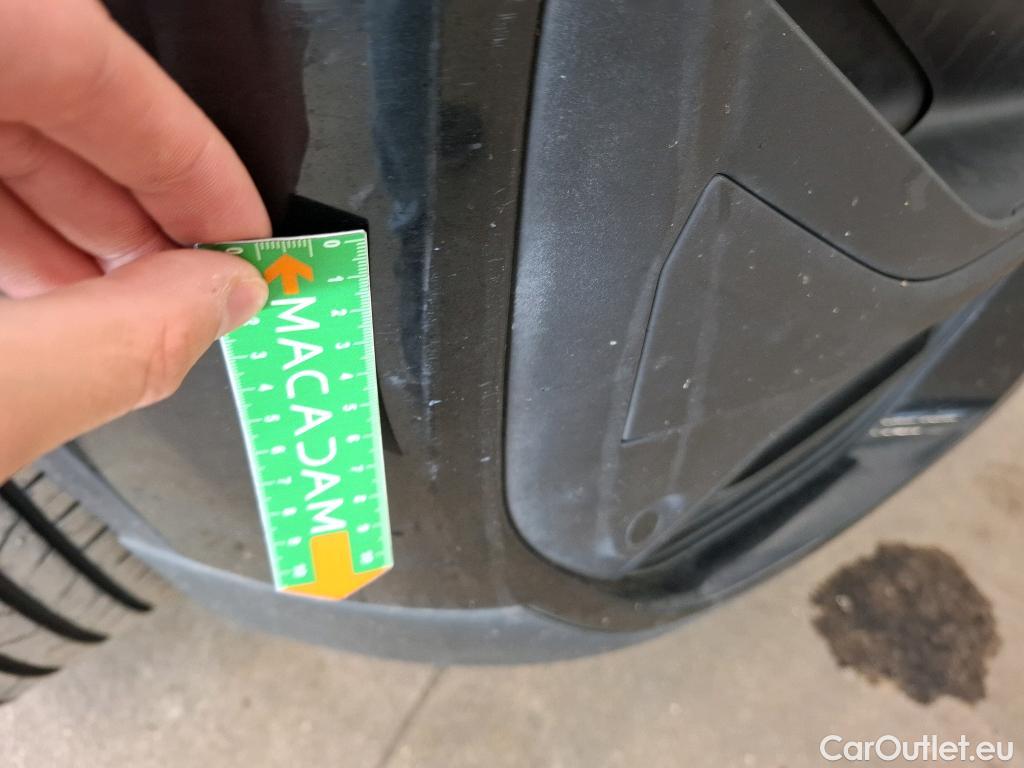  Bmw  X1 Série  sDrive18d Lounge 2.0 150CV BVM6 E6d #9