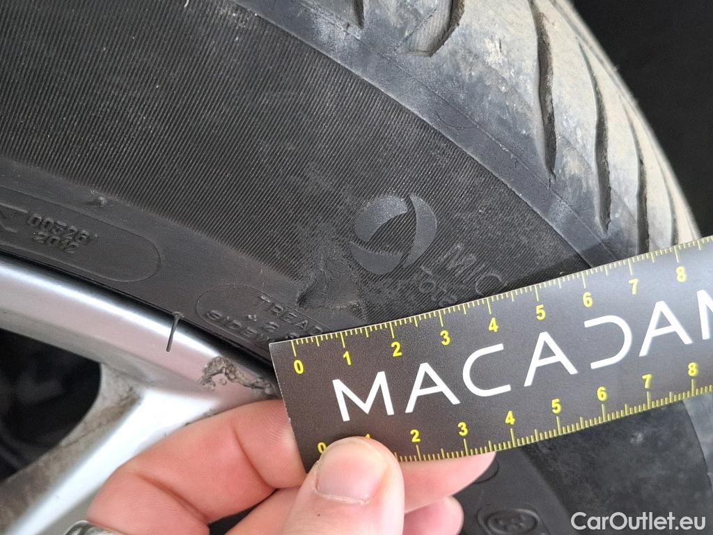  Audi  A4  Avant 30 TDI Business Line 2.0 TDI 135CV BVA7 E6d #14