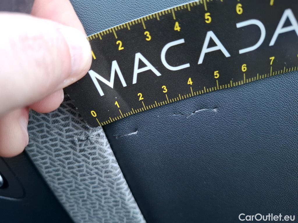  Citroen  C4  Berline Shine 1.5 BlueHDI 110CV BVM6 E6d #5