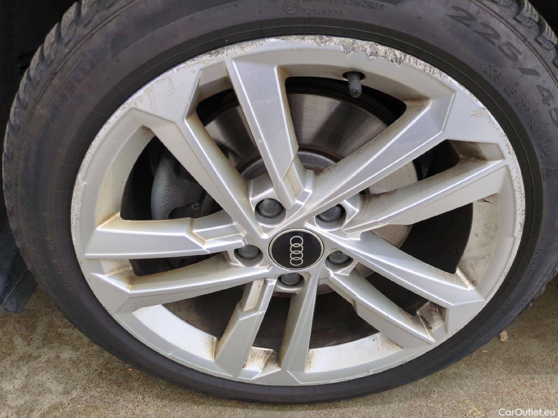  Audi  A3 AUDI  Berline / 2020 / 4P / Berline 35 TFSI 150 MHEV S Tronic Business Line #16