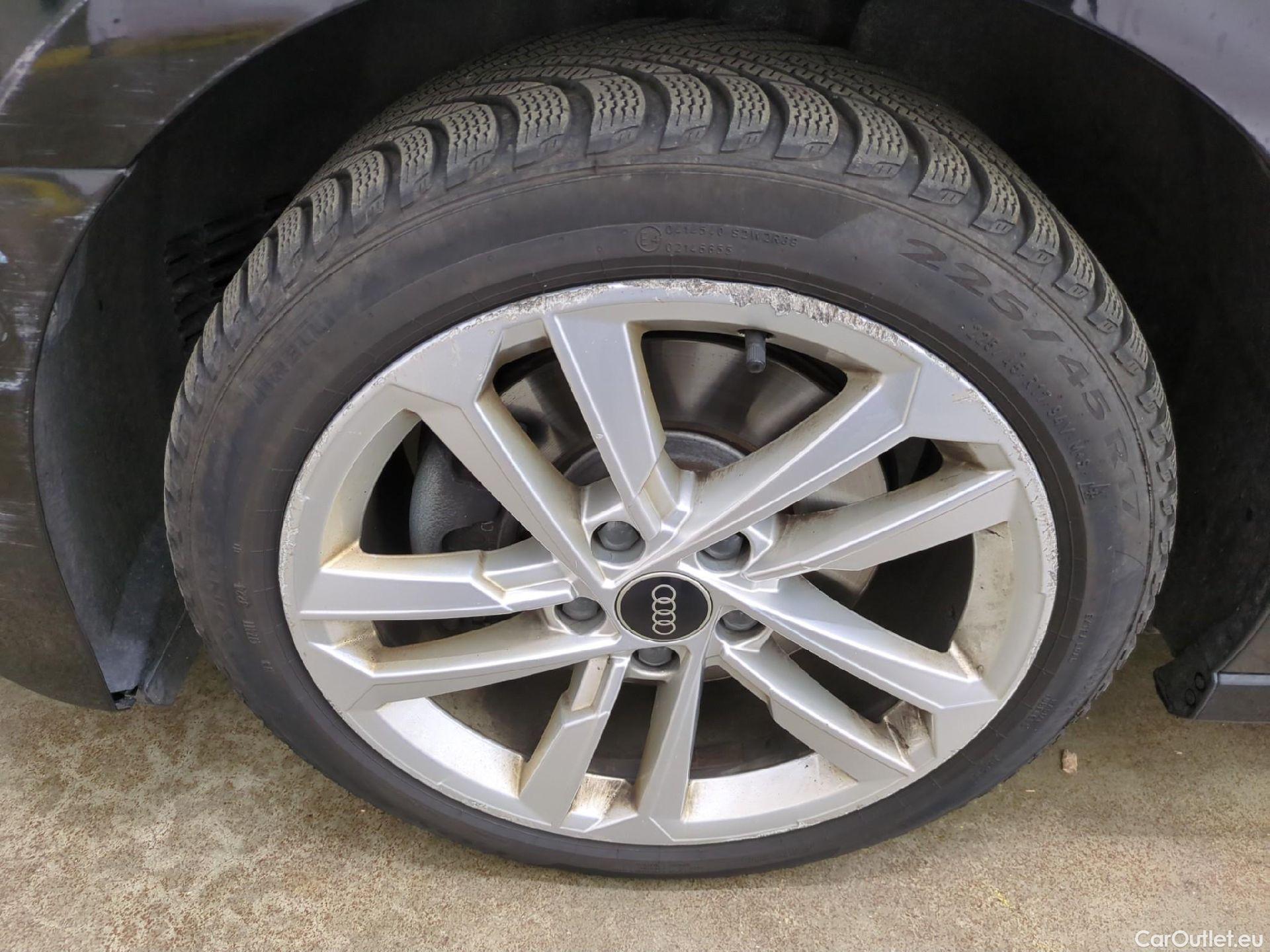  Audi  A3 AUDI  Berline / 2020 / 4P / Berline 35 TFSI 150 MHEV S Tronic Business Line #9