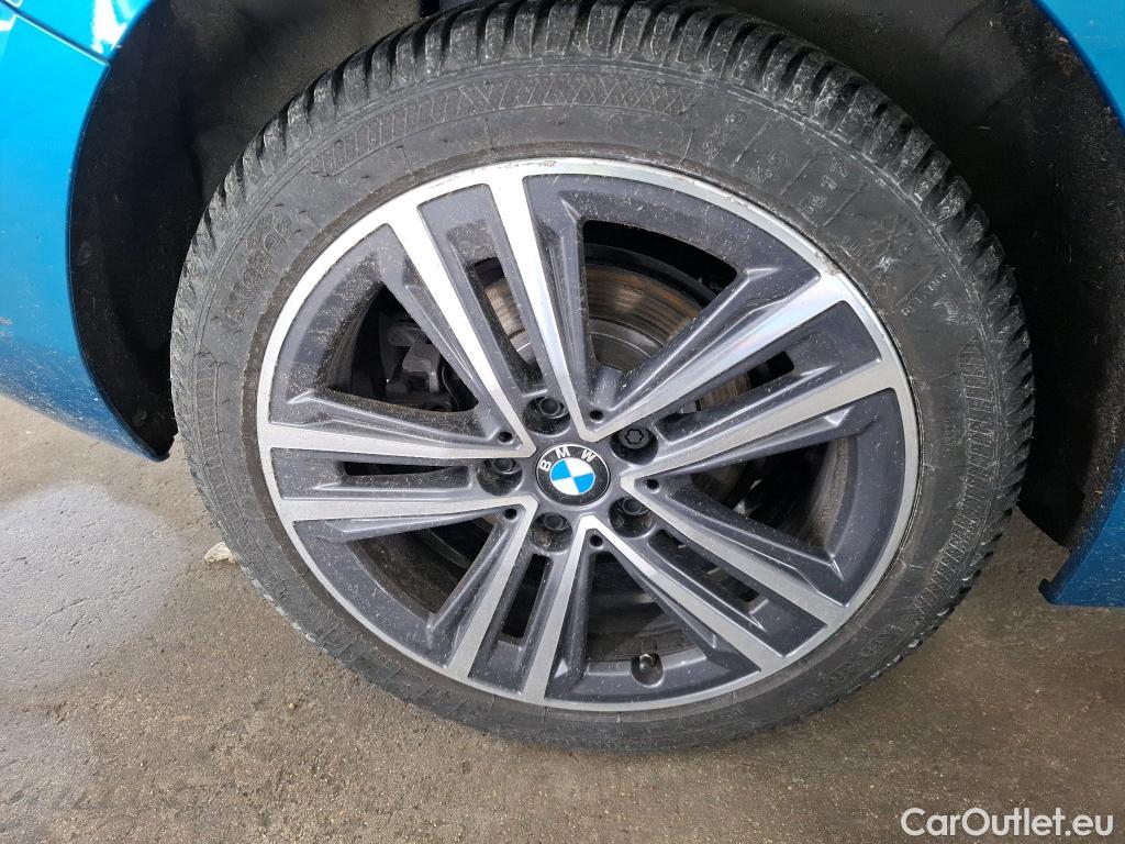  Bmw  Serie 1 BMW Série 1 / 2019 / 5P / Berline 116d DKG7 Business Design #47