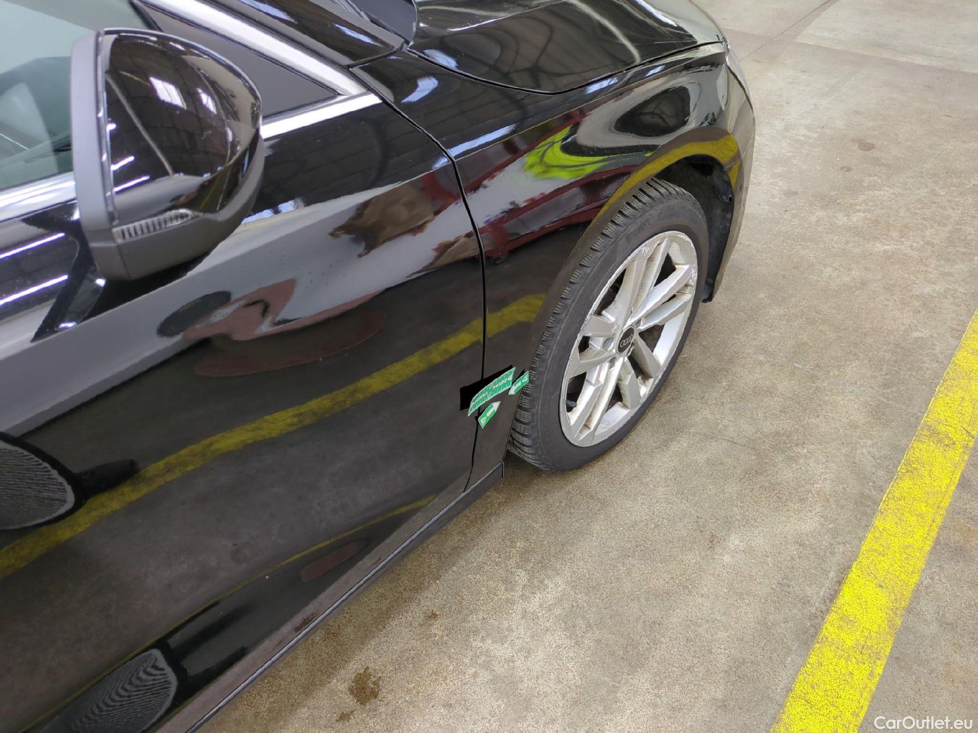  Audi  A3 AUDI  Berline / 2020 / 4P / Berline 35 TFSI 150 MHEV S Tronic Business Line #40