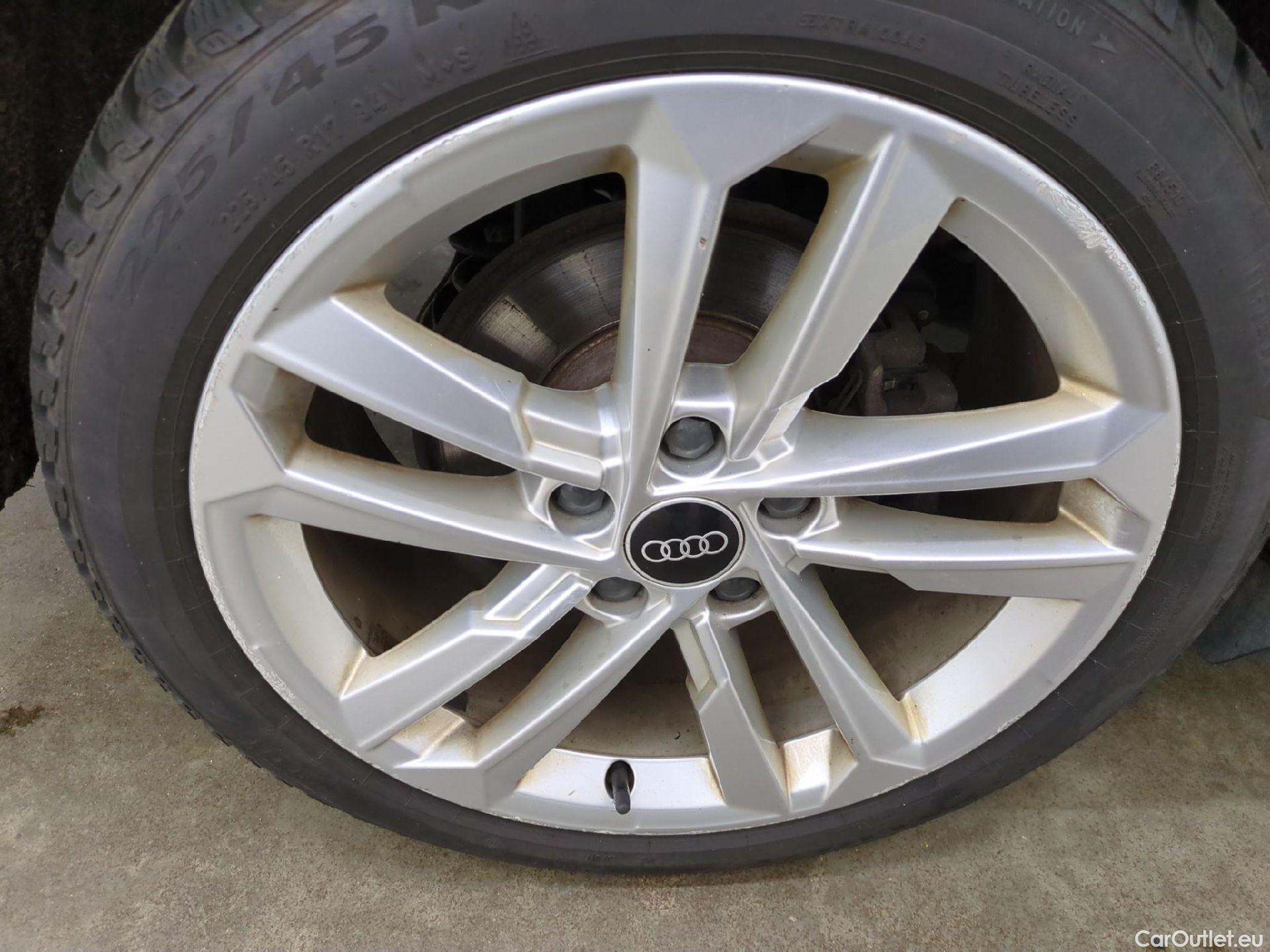  Audi  A3 AUDI  Berline / 2020 / 4P / Berline 35 TFSI 150 MHEV S Tronic Business Line #31