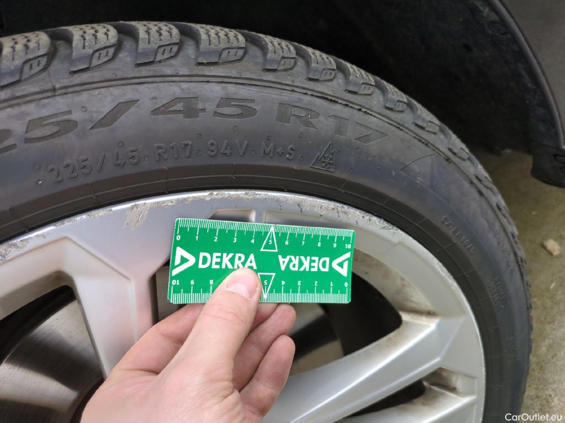  Audi  A3 AUDI  Berline / 2020 / 4P / Berline 35 TFSI 150 MHEV S Tronic Business Line #11