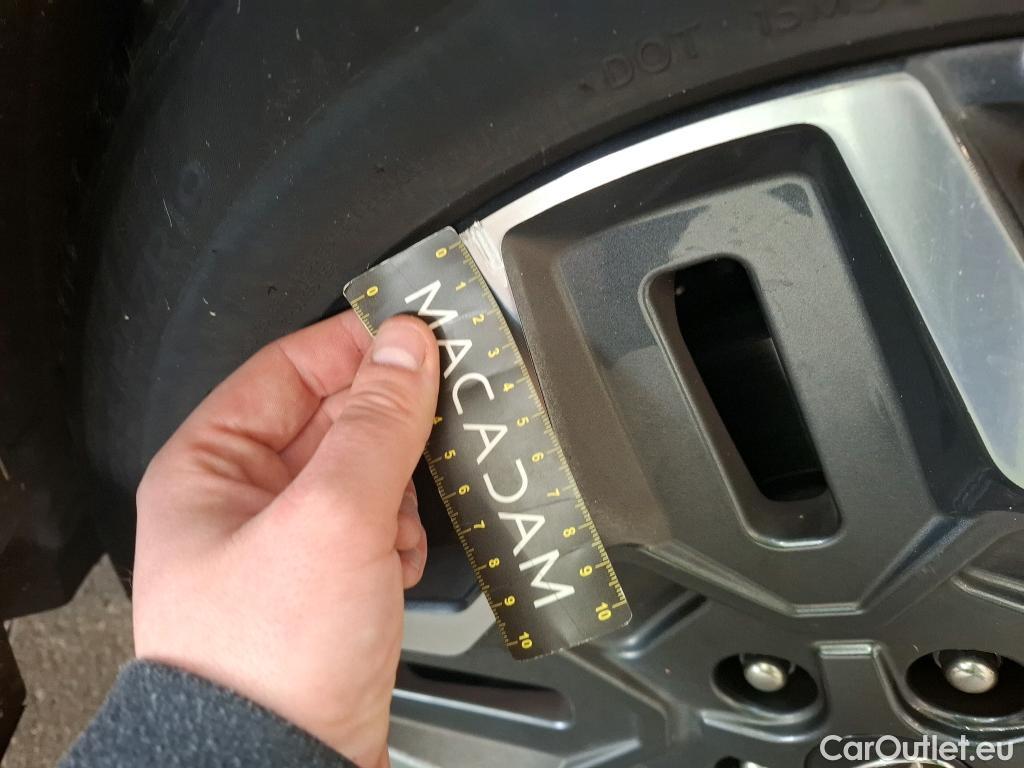  Hyundai  Santa Fe HYUNDAI  / 2020 / 5P / SUV 1.6 T-GDI 265 PHEV HTRAC BUSINESS AUTO #24