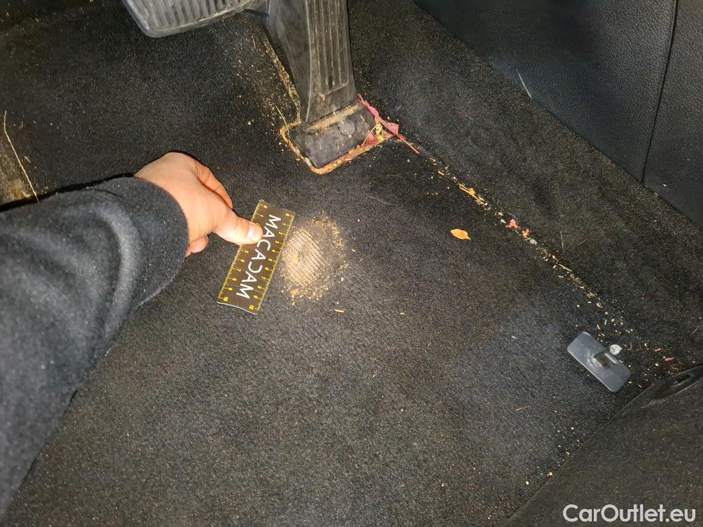  Hyundai  Santa Fe HYUNDAI  / 2020 / 5P / SUV 1.6 T-GDI 265 PHEV HTRAC BUSINESS AUTO #33