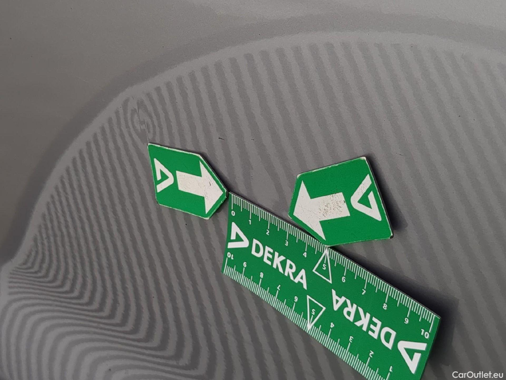  Hyundai  i30  cw Business 1.6 CRDi 115CV BVA7 E6d #37