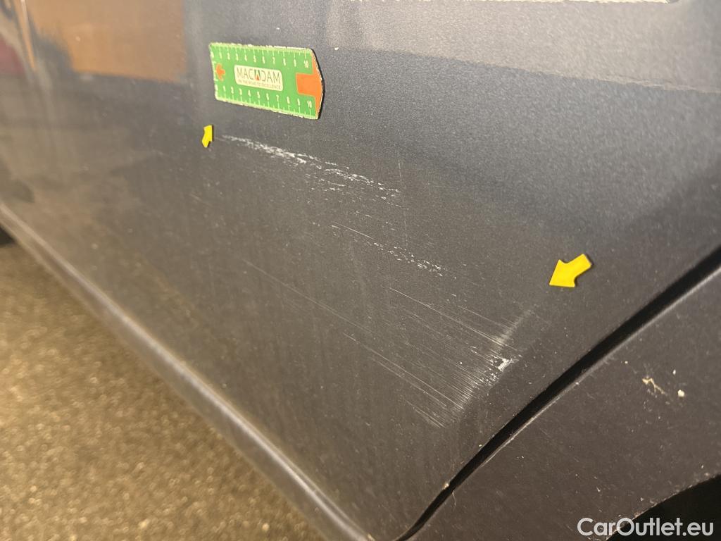  Nissan  Micra  5p Berline IG-T 90 N-Connecta / COMPRESSEUR + CALCULATEUR CLIM HS
 #21