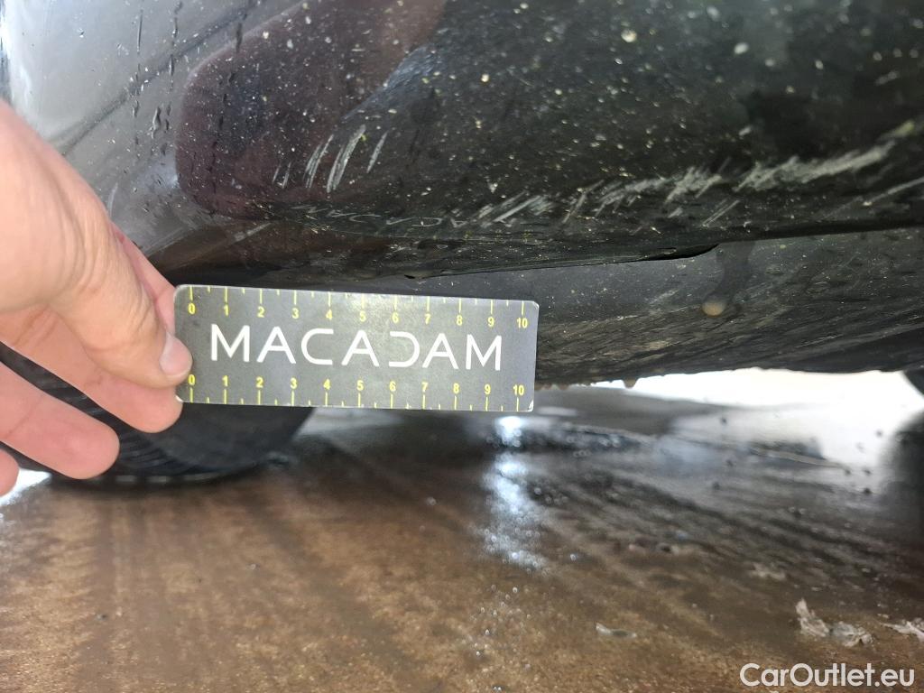  Mercedes  A-Klasse MERCEDES-BENZ Classe A Berline / 2018 / 4P / Berline A 180 d Business Line 8G-DCT #49