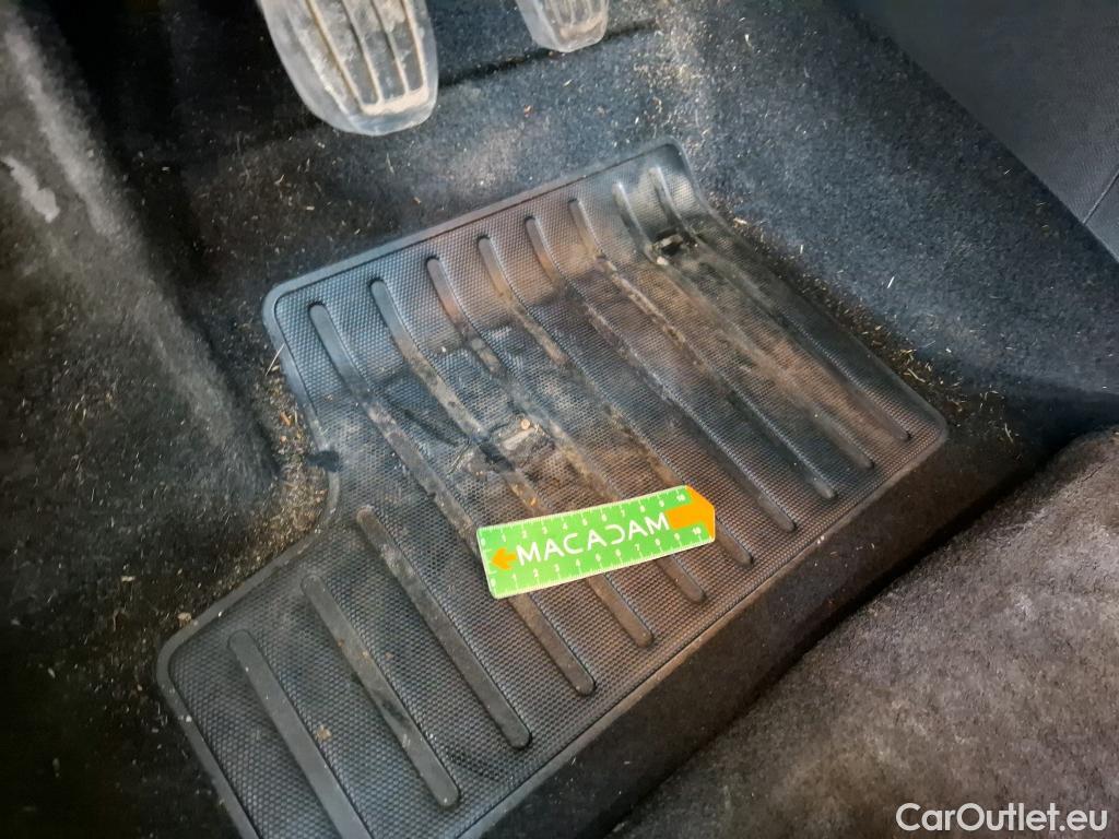  Peugeot  2008  Active Business 1.2 PureTech 100CV BVM6 E6d #17