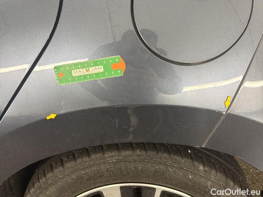  Nissan  Micra  5p Berline IG-T 90 N-Connecta / COMPRESSEUR + CALCULATEUR CLIM HS
 #12