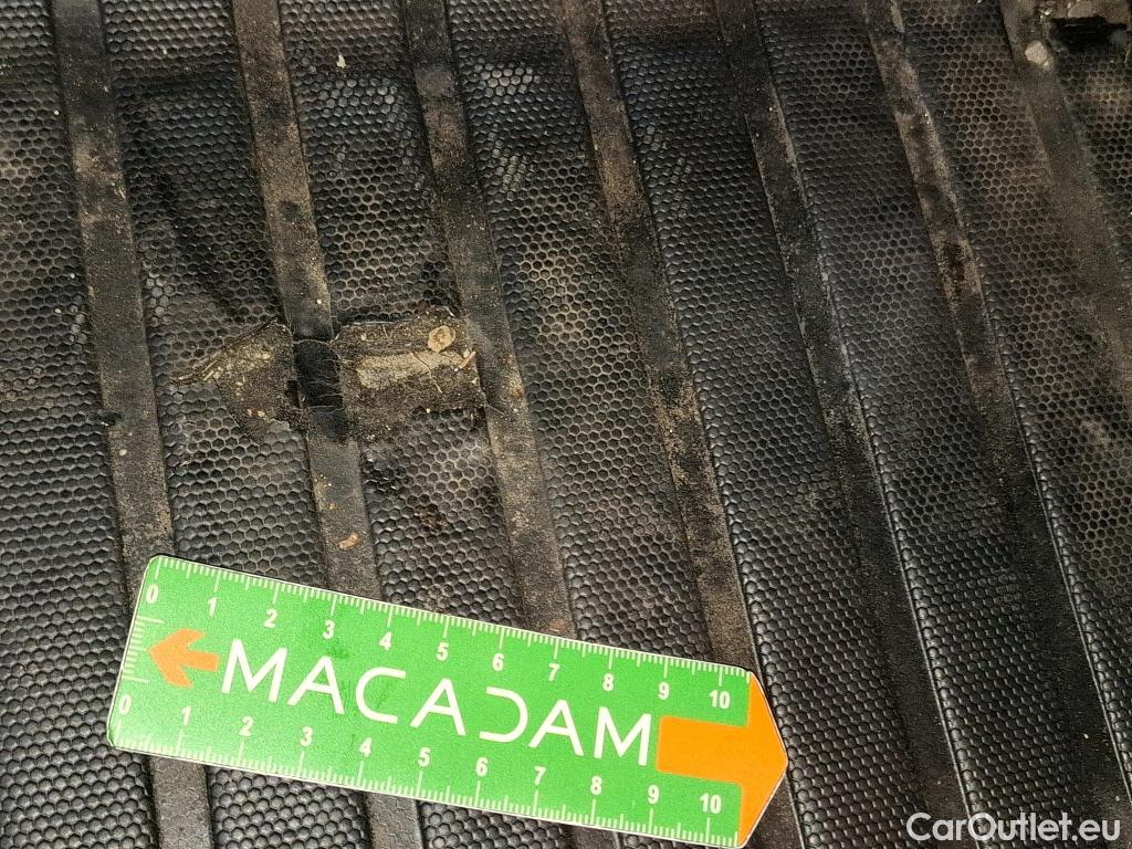  Peugeot  2008  Active Business 1.2 PureTech 100CV BVM6 E6d #18