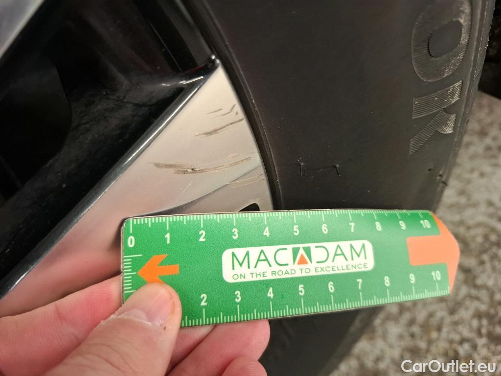  Peugeot  2008  Allure Pack 1.2 PureTech 130CV BVA8 E6d #13