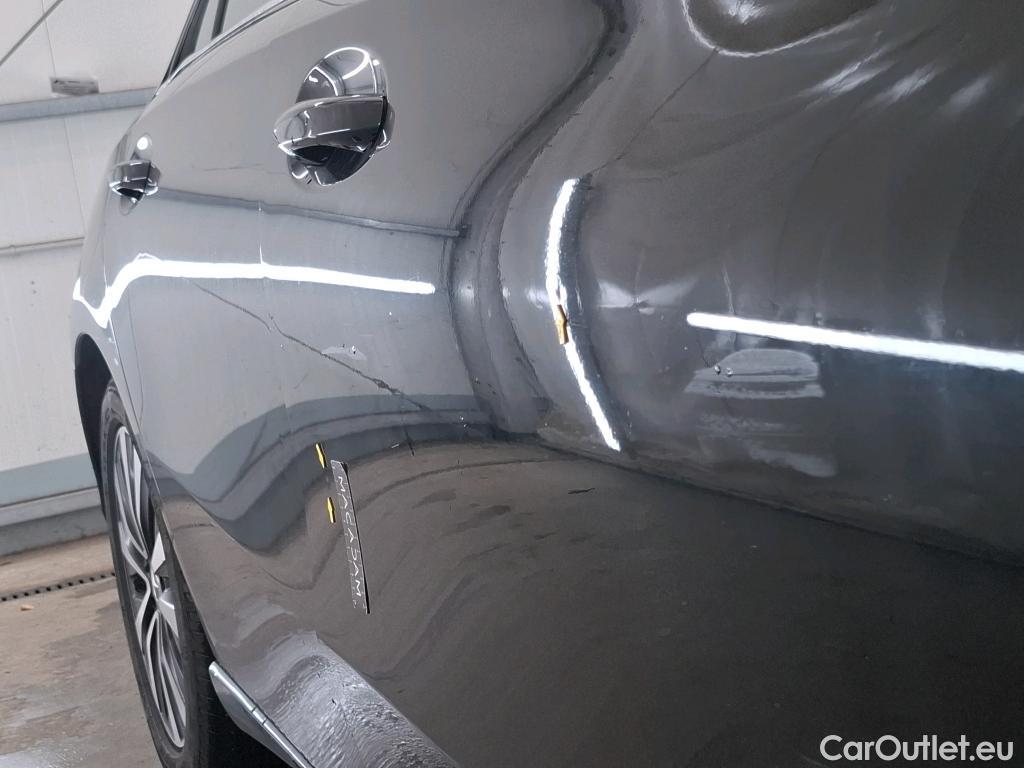  Mercedes  A-Klasse MERCEDES-BENZ Classe A Berline / 2018 / 4P / Berline A 180 d Business Line 8G-DCT #74