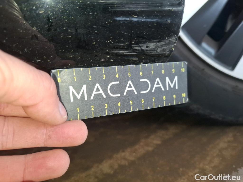  Mercedes  A-Klasse MERCEDES-BENZ Classe A Berline / 2018 / 4P / Berline A 180 d Business Line 8G-DCT #41