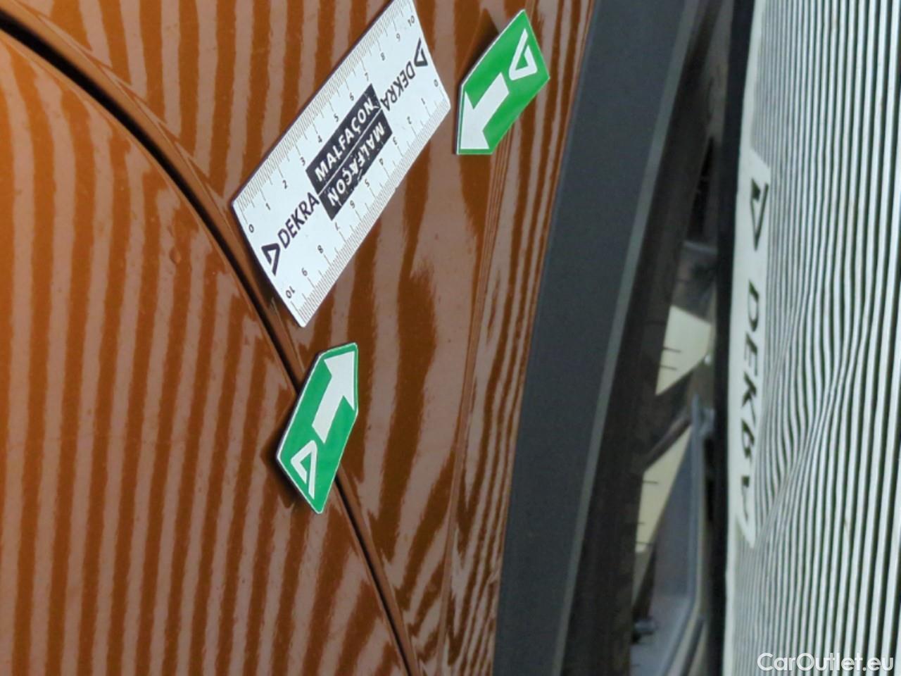  Peugeot  2008  Allure Business 1.5 HDi 110CV BVM6 E6d #32