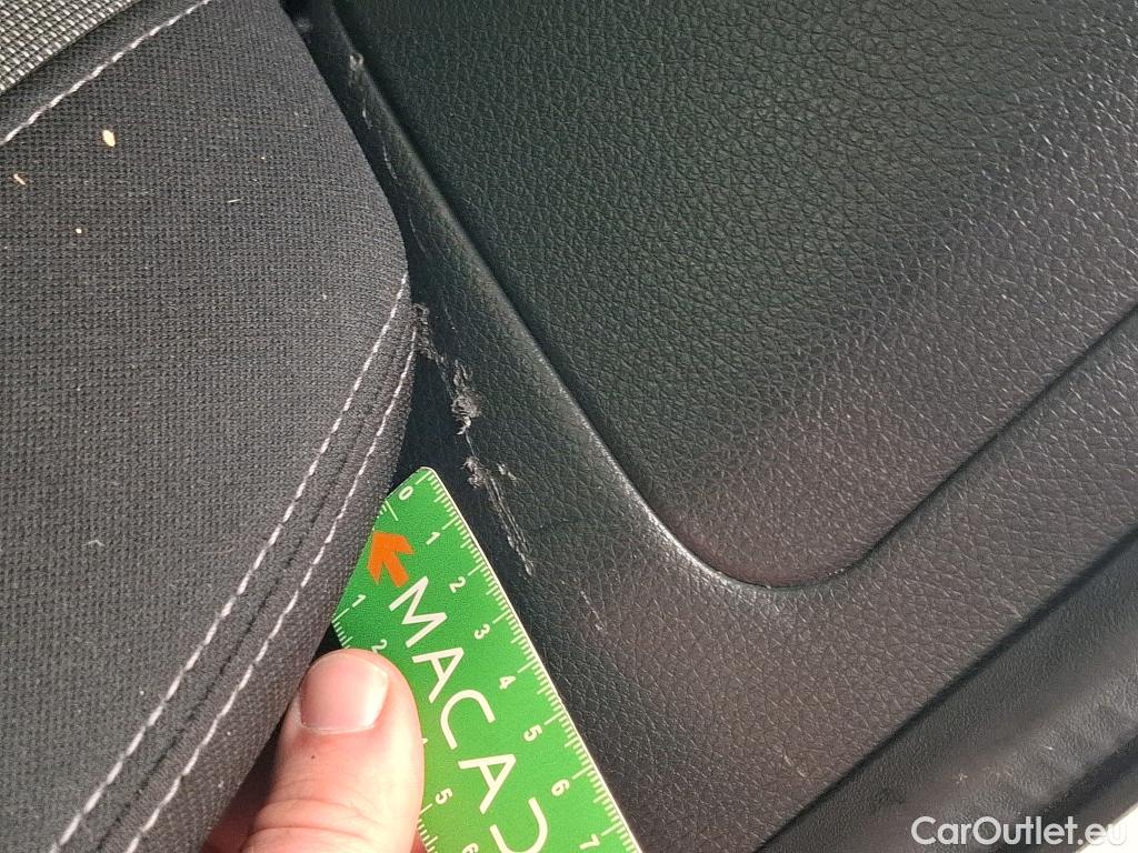  Nissan  Qashqai NISSAN  / 2017 / 5P / Crossover 1.5 DCI 115 Business Edition #3