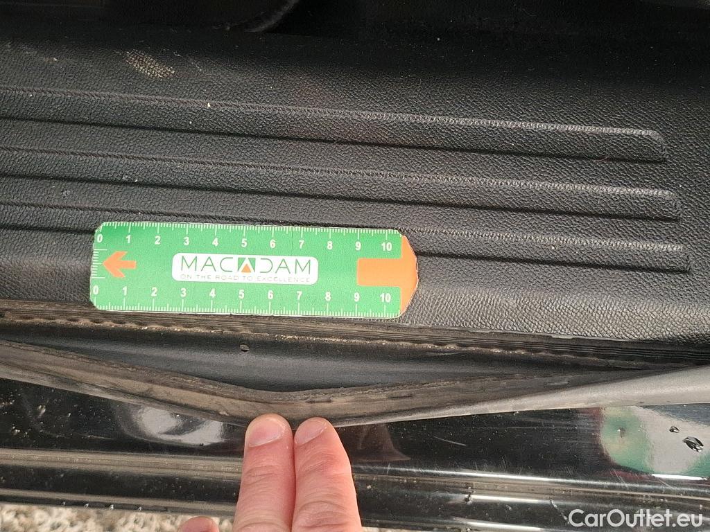  Peugeot  2008  Active Business 1.5 HDi 110CV BVM6 E6d #23