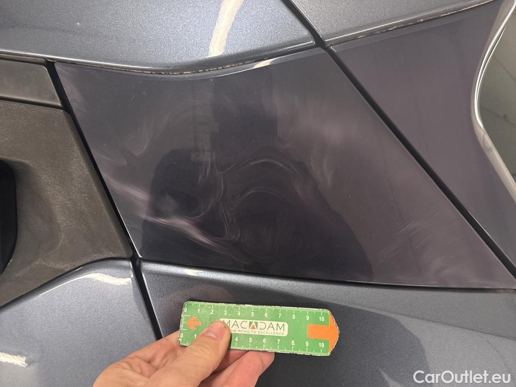  Nissan  Micra  5p Berline IG-T 90 N-Connecta / COMPRESSEUR + CALCULATEUR CLIM HS
 #42