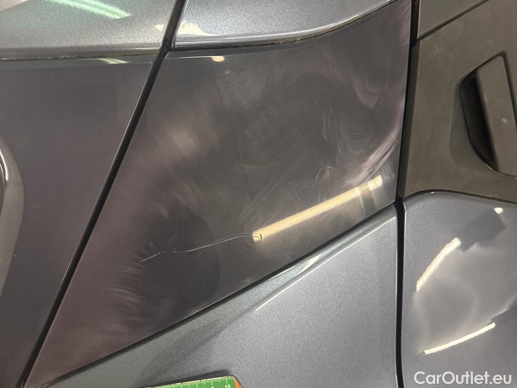  Nissan  Micra  5p Berline IG-T 90 N-Connecta / COMPRESSEUR + CALCULATEUR CLIM HS
 #44