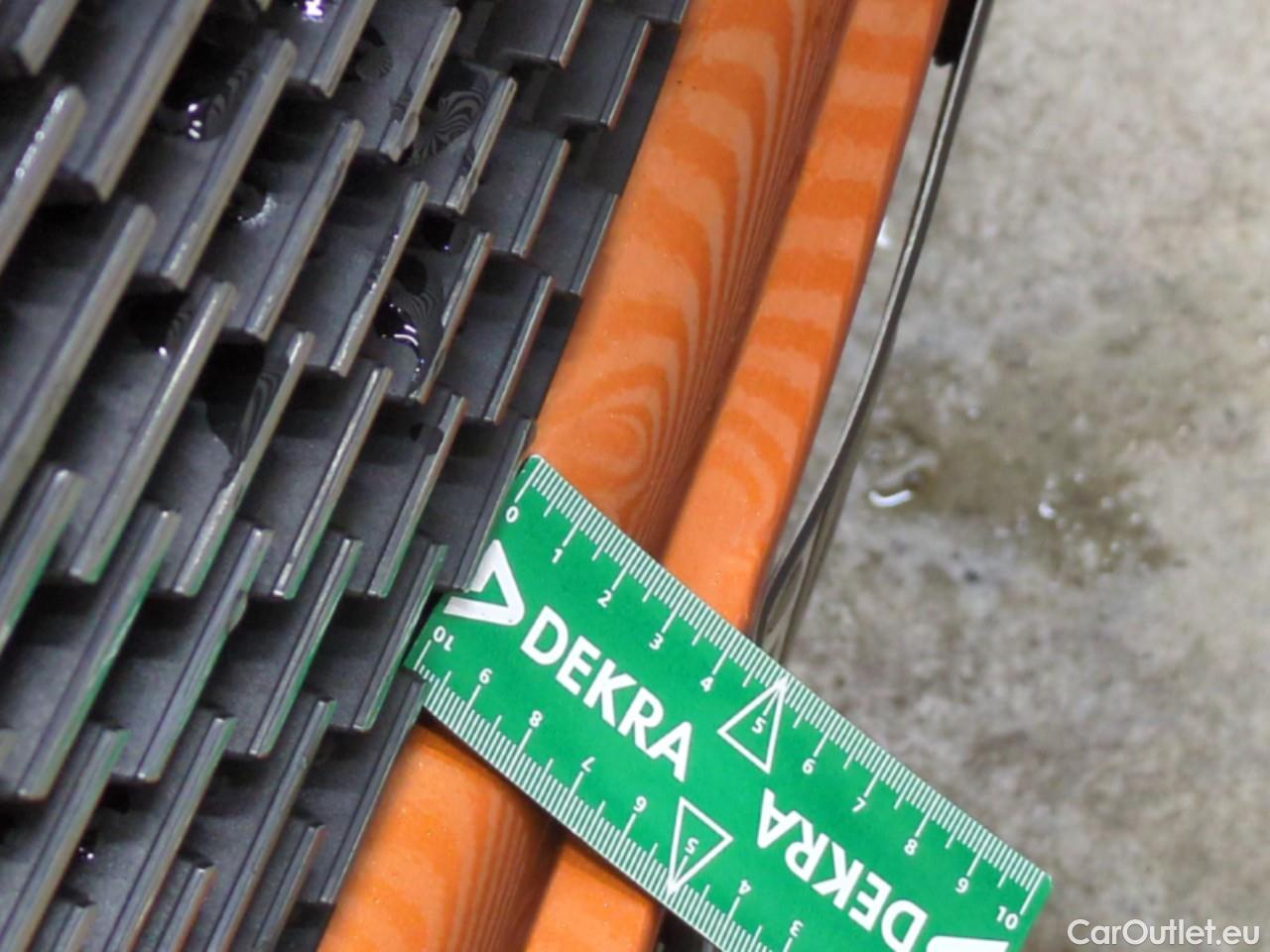  Peugeot  2008  Allure Business 1.5 HDi 110CV BVM6 E6d #45