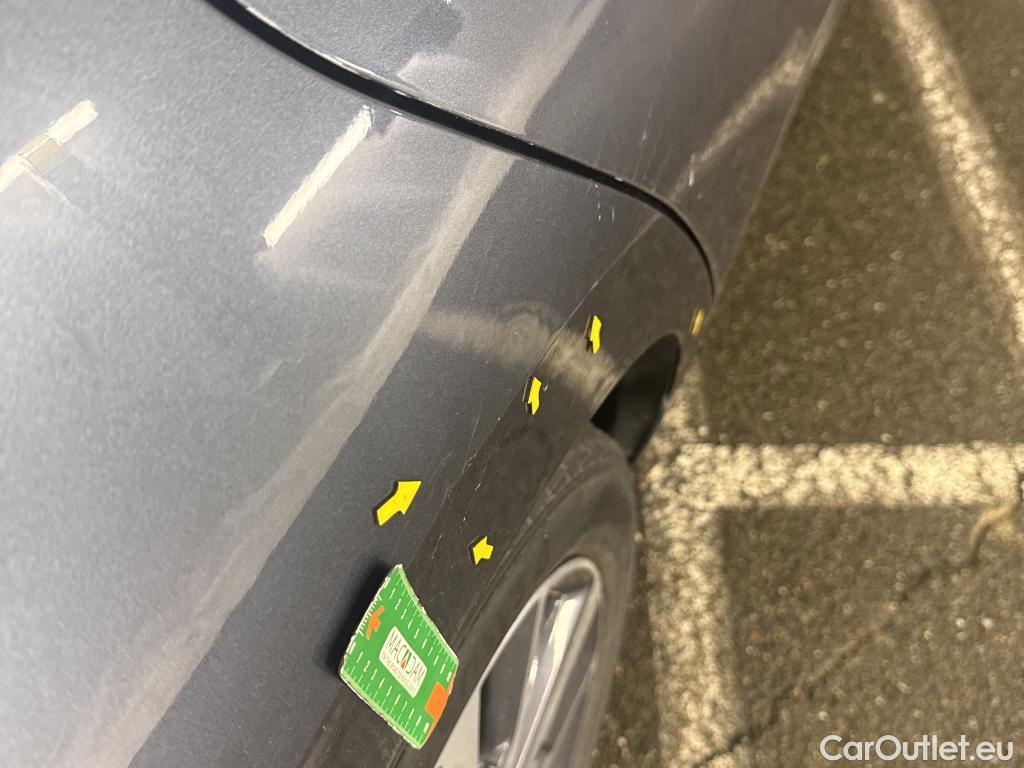  Nissan  Micra  5p Berline IG-T 90 N-Connecta / COMPRESSEUR + CALCULATEUR CLIM HS
 #17