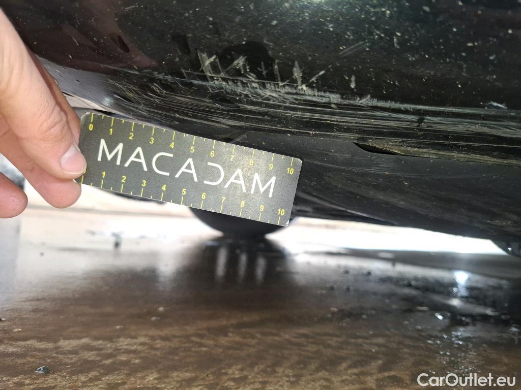  Mercedes  A-Klasse MERCEDES-BENZ Classe A Berline / 2018 / 4P / Berline A 180 d Business Line 8G-DCT #43