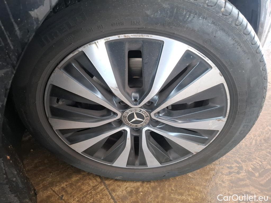  Mercedes  A-Klasse MERCEDES-BENZ Classe A Berline / 2018 / 4P / Berline A 180 d Business Line 8G-DCT #56