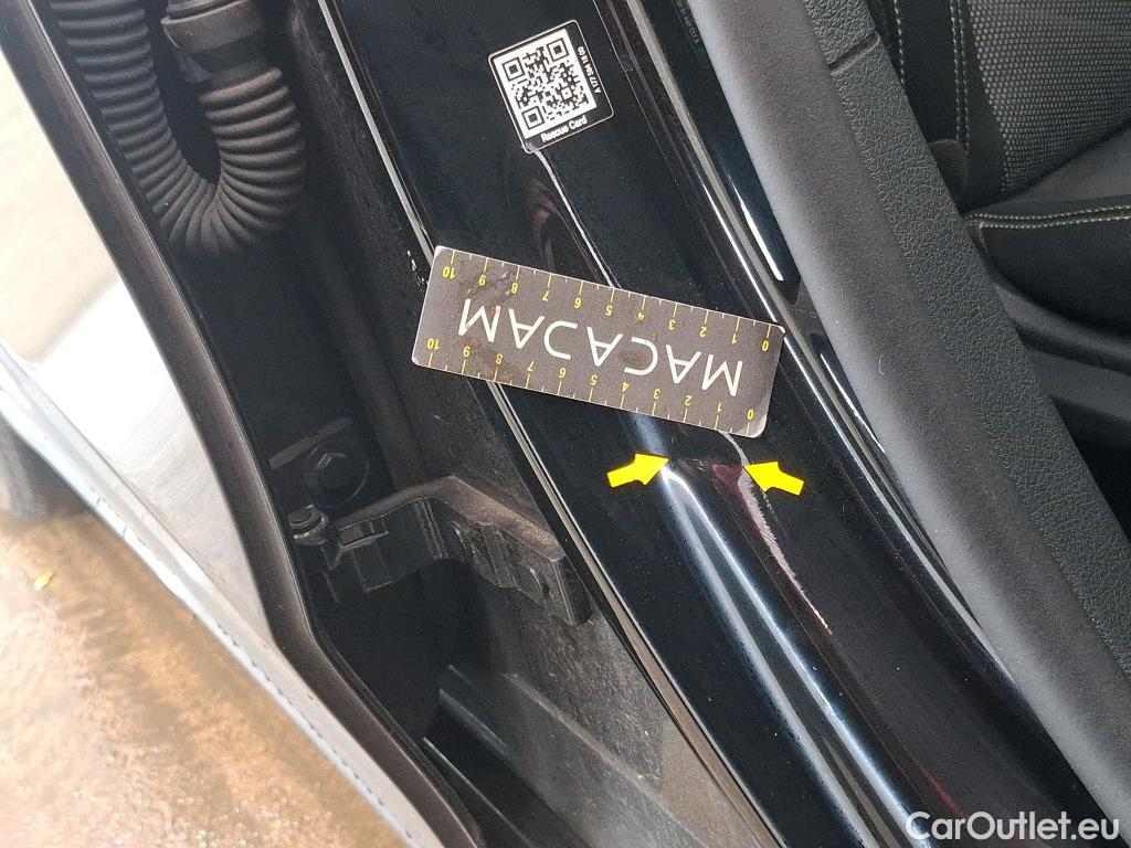  Mercedes  A-Klasse MERCEDES-BENZ Classe A Berline / 2018 / 4P / Berline A 180 d Business Line 8G-DCT #65