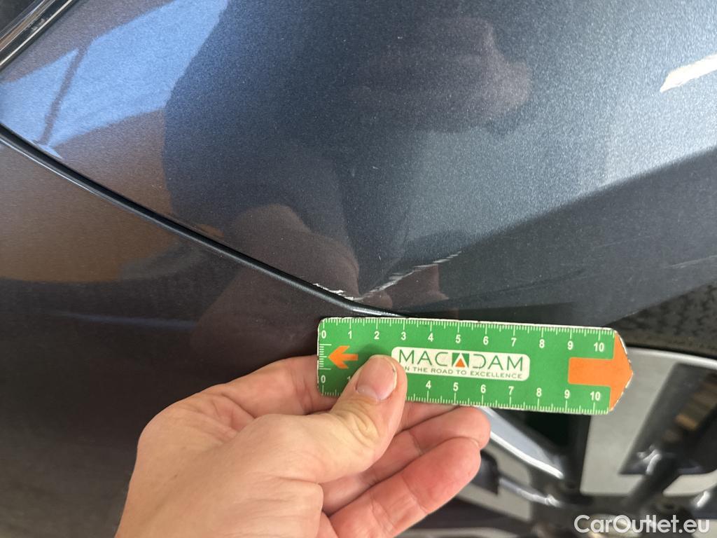  Nissan  Micra  5p Berline IG-T 90 N-Connecta / COMPRESSEUR + CALCULATEUR CLIM HS
 #10