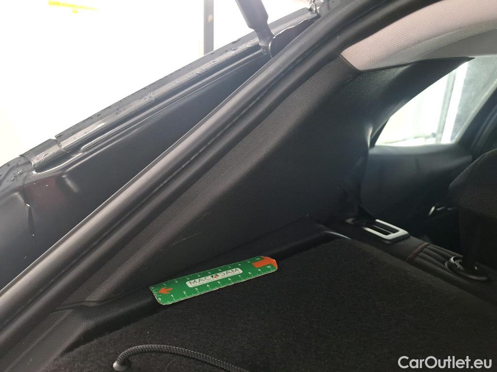  Peugeot  2008  Active Business 1.5 HDi 110CV BVM6 E6d #27