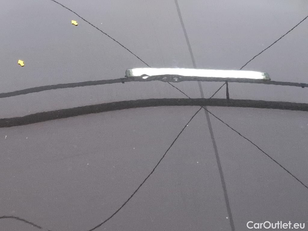  Mercedes  A-Klasse MERCEDES-BENZ Classe A Berline / 2018 / 4P / Berline A 180 d Business Line 8G-DCT #9