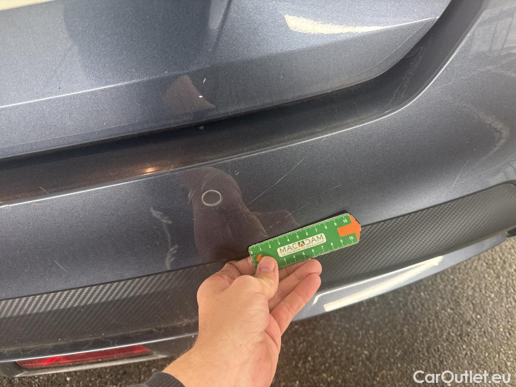  Nissan  Micra  5p Berline IG-T 90 N-Connecta / COMPRESSEUR + CALCULATEUR CLIM HS
 #24