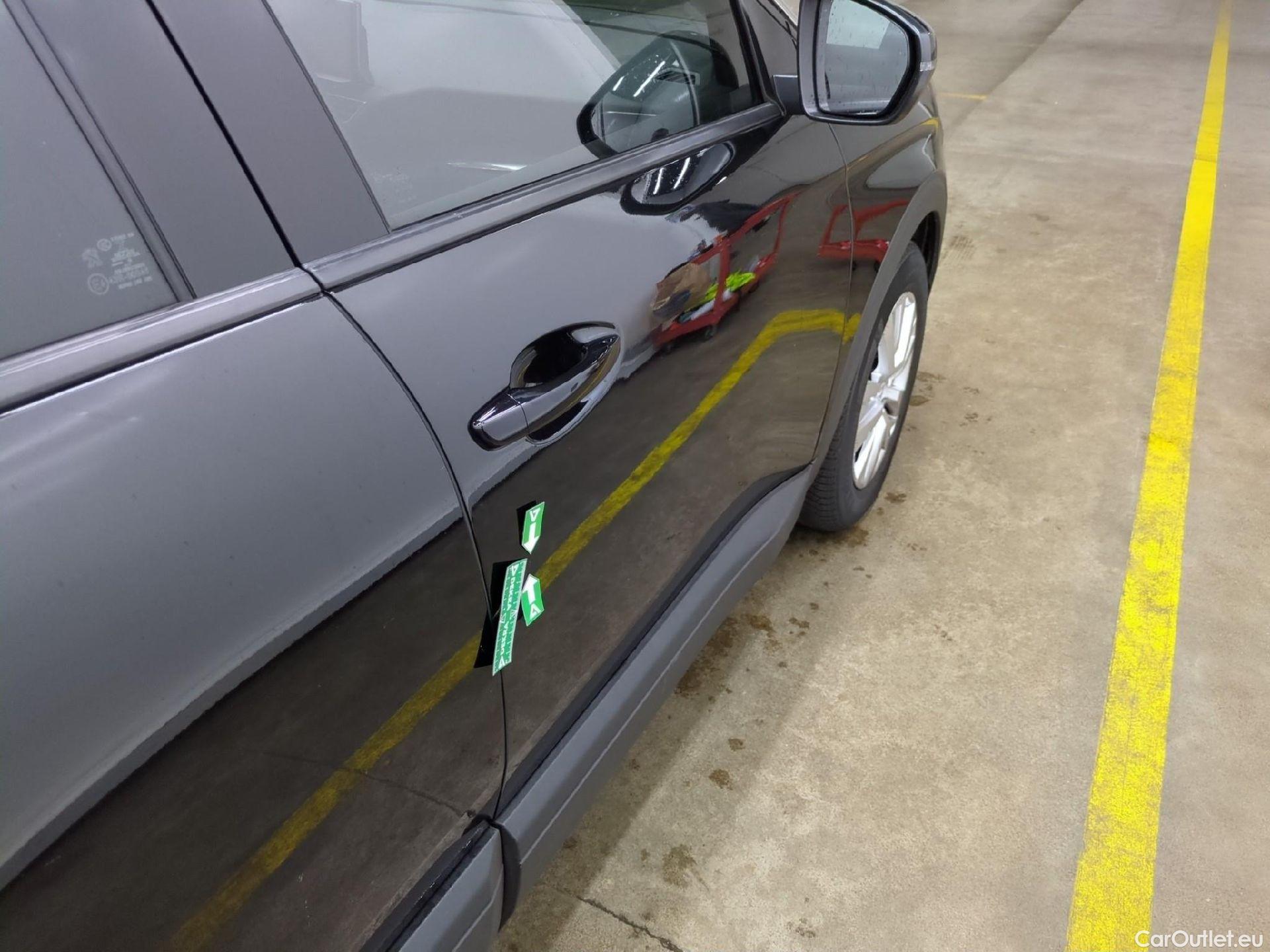  Peugeot  3008  Active Pack 1.2 PureTech 130CV BVA8 E6d #21