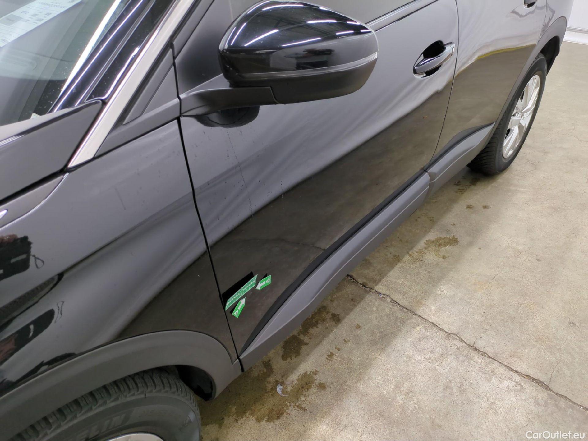  Peugeot  3008  Active Pack 1.2 PureTech 130CV BVA8 E6d #31