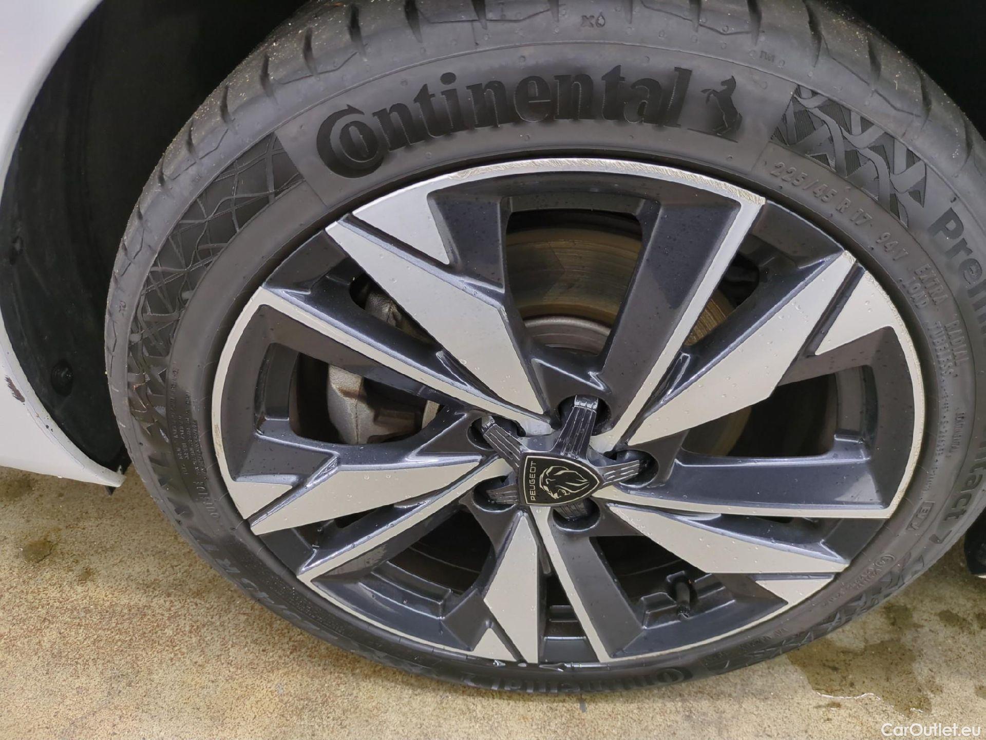  Peugeot  308 PEUGEOT  SW / 2021 / 5P / Break PureTech 130 S&S EAT 8 ALLURE #11