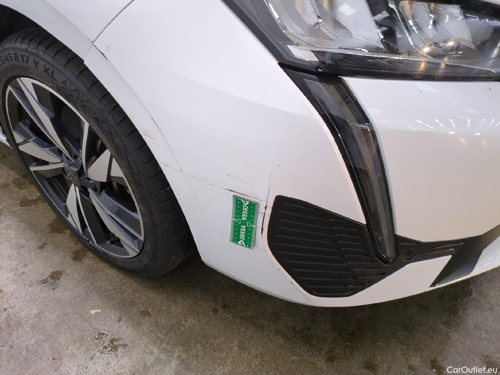  Peugeot  308 PEUGEOT  SW / 2021 / 5P / Break PureTech 130 S&S EAT 8 ALLURE #36