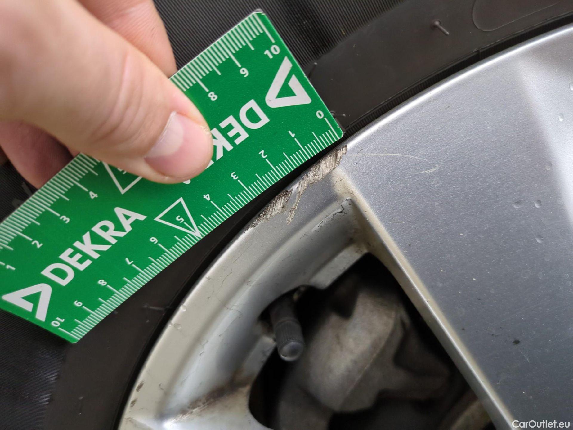  Peugeot  3008  Active Pack 1.2 PureTech 130CV BVA8 E6d #11